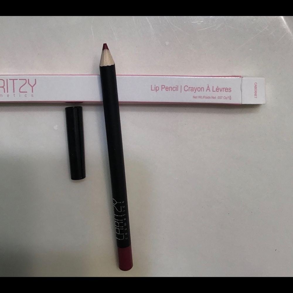 Laritzy Lip Pencil